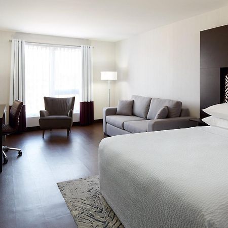 Four Points By Sheraton Levis Convention Centre Dış mekan fotoğraf